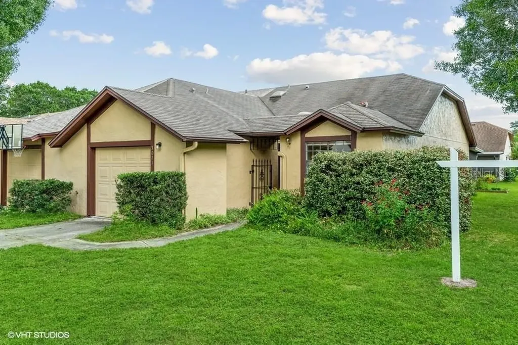 3021 Pigeon Hawk Court Orlando FL 32829