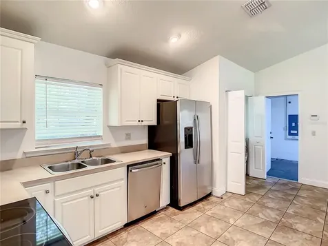 8621 Oakwood Drive Lakeland FL 33810