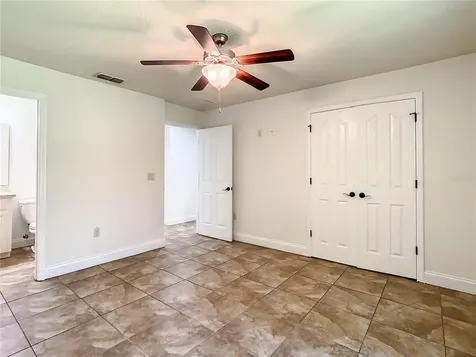 8621 Oakwood Drive Lakeland FL 33810