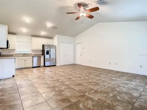 8621 Oakwood Drive Lakeland FL 33810