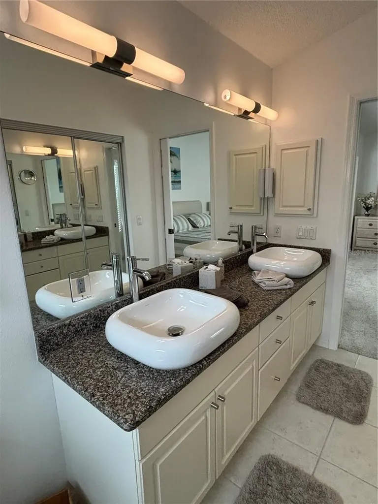 1332 Capri Isles Boulevard Venice FL 34292