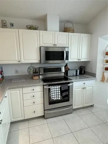 1332 Capri Isles Boulevard Venice FL 34292