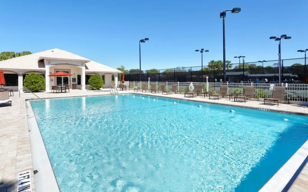 9480 High Gate Drive Sarasota FL 34238