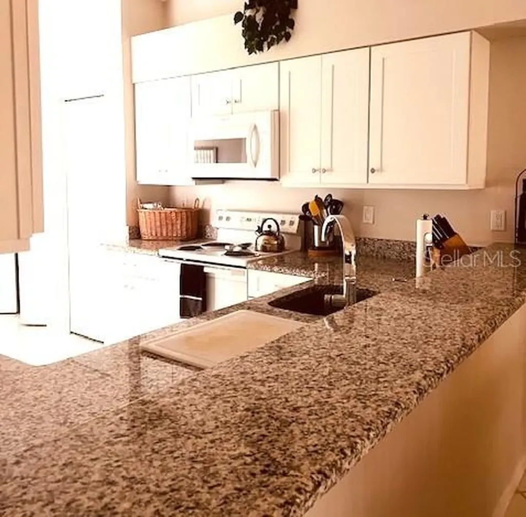 9480 High Gate Drive Sarasota FL 34238