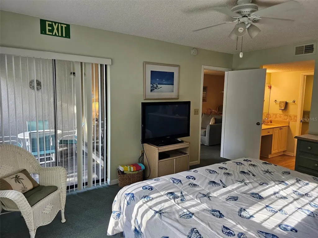 4655 W 46th Street Court Bradenton FL 34210