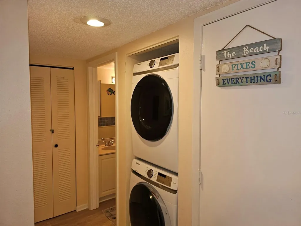 4655 W 46th Street Court Bradenton FL 34210