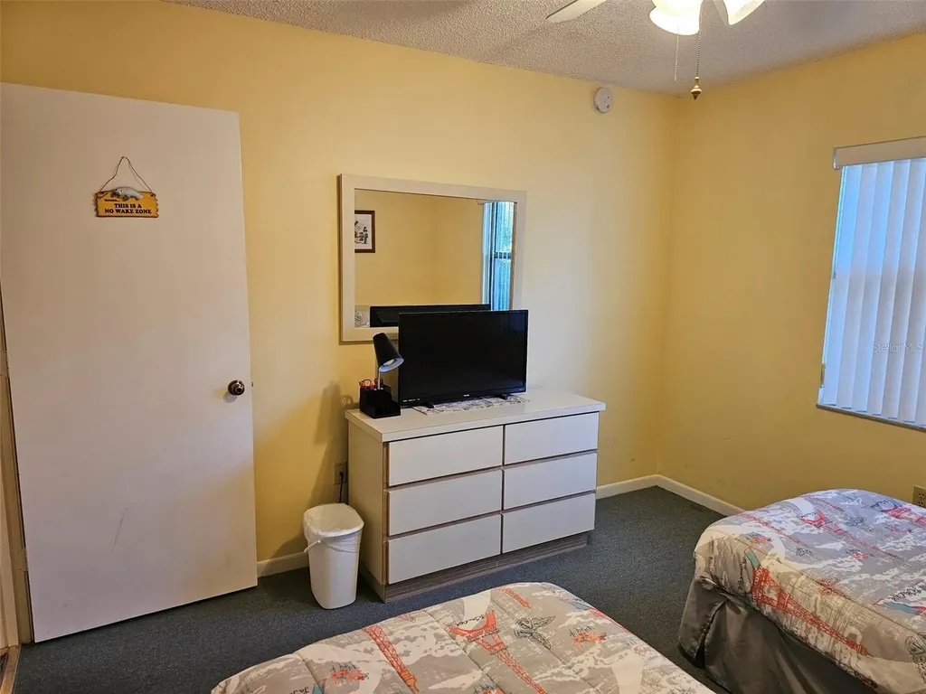 4655 W 46th Street Court Bradenton FL 34210