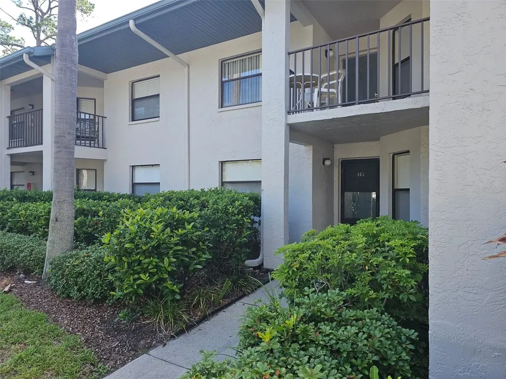 4655 W 46th Street Court Bradenton FL 34210
