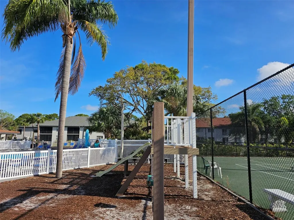 4655 W 46th Street Court Bradenton FL 34210