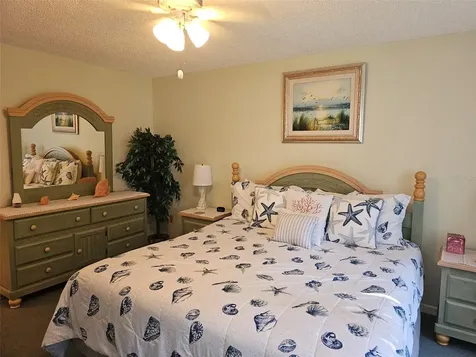 4655 W 46th Street Court Bradenton FL 34210