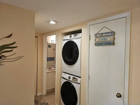 4655 W 46th Street Court Bradenton FL 34210