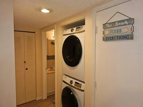 4655 W 46th Street Court Bradenton FL 34210