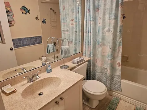 4655 W 46th Street Court Bradenton FL 34210
