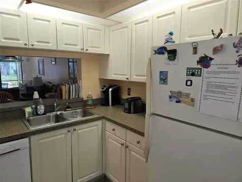 4655 W 46th Street Court Bradenton FL 34210