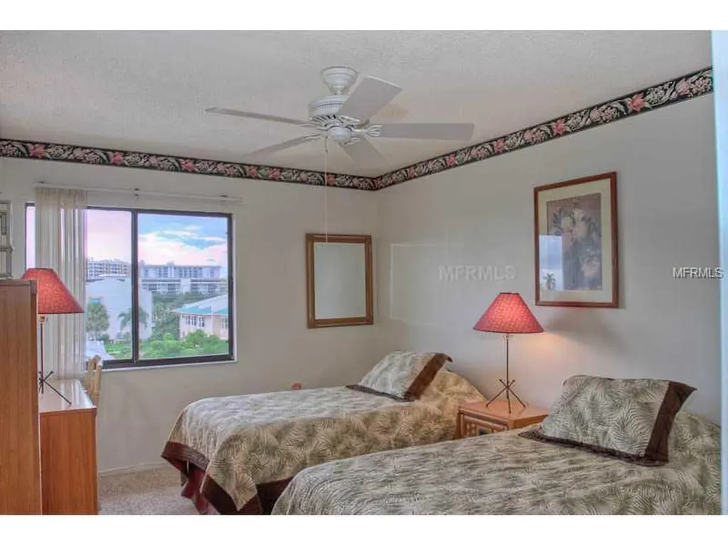 131 Garfield Drive Sarasota FL 34236