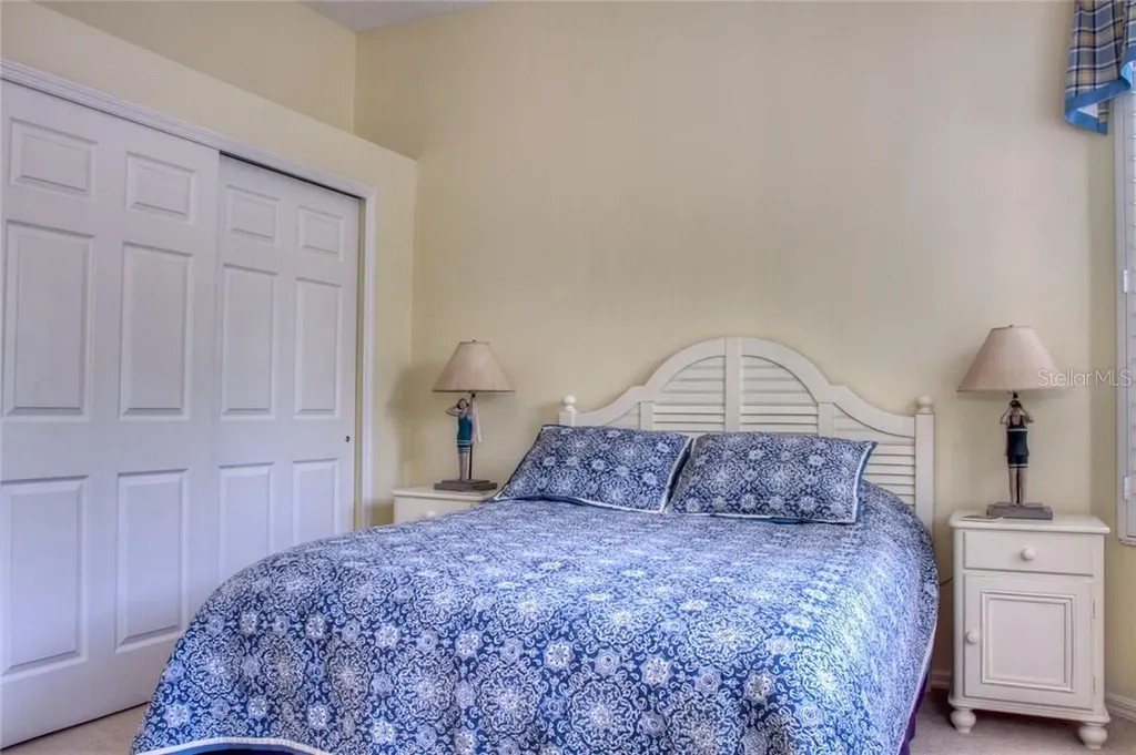 6939 Lennox Place University Park FL 34201