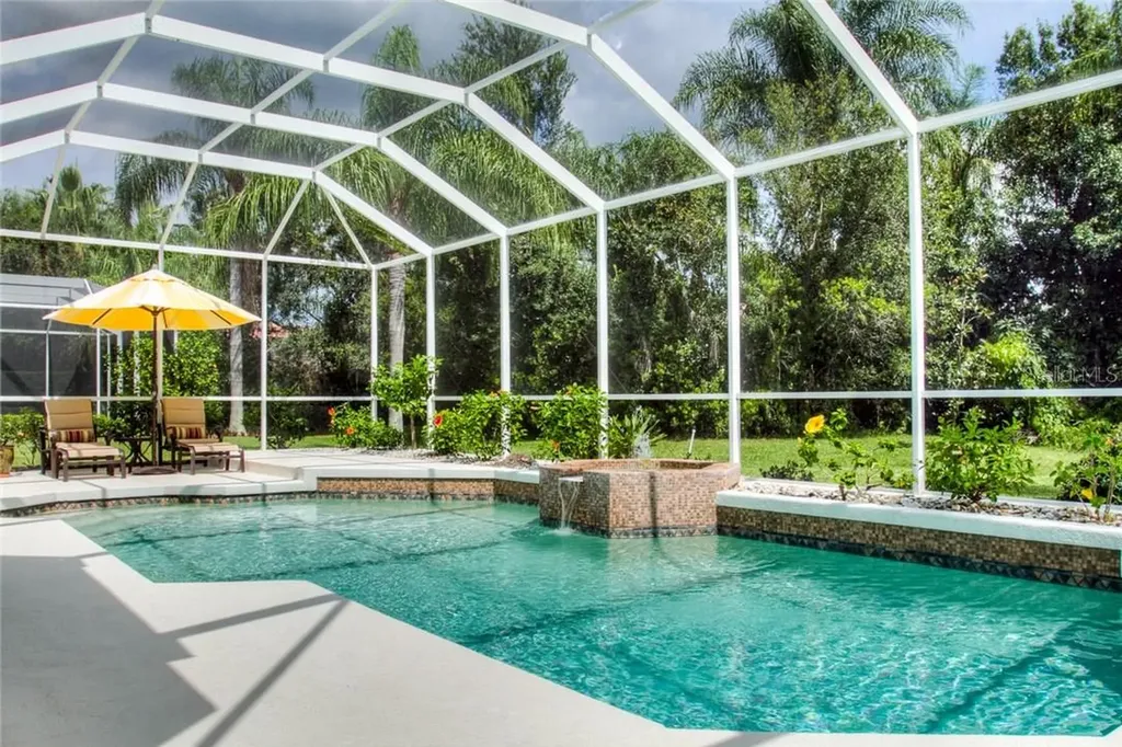 6939 Lennox Place University Park FL 34201