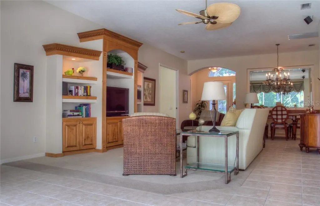 6939 Lennox Place University Park FL 34201