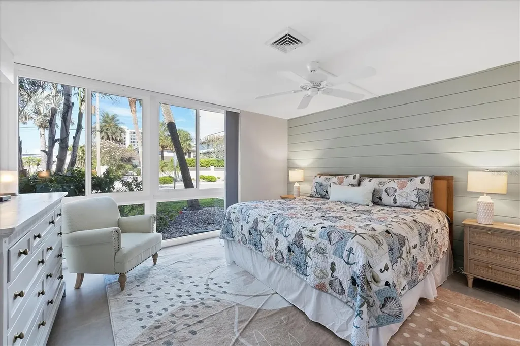 500 S Washington Drive Sarasota FL 34236