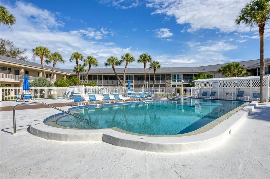 500 S Washington Drive Sarasota FL 34236