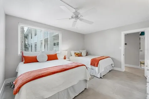 500 S Washington Drive Sarasota FL 34236