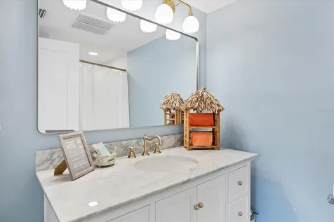 500 S Washington Drive Sarasota FL 34236