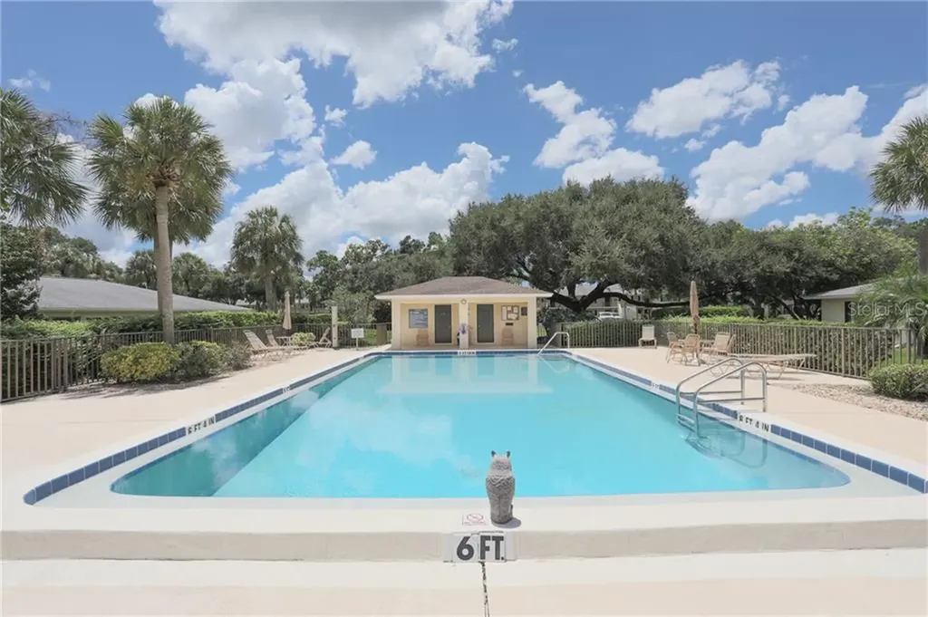 6986 W Country Club Drive N Sarasota FL 34243
