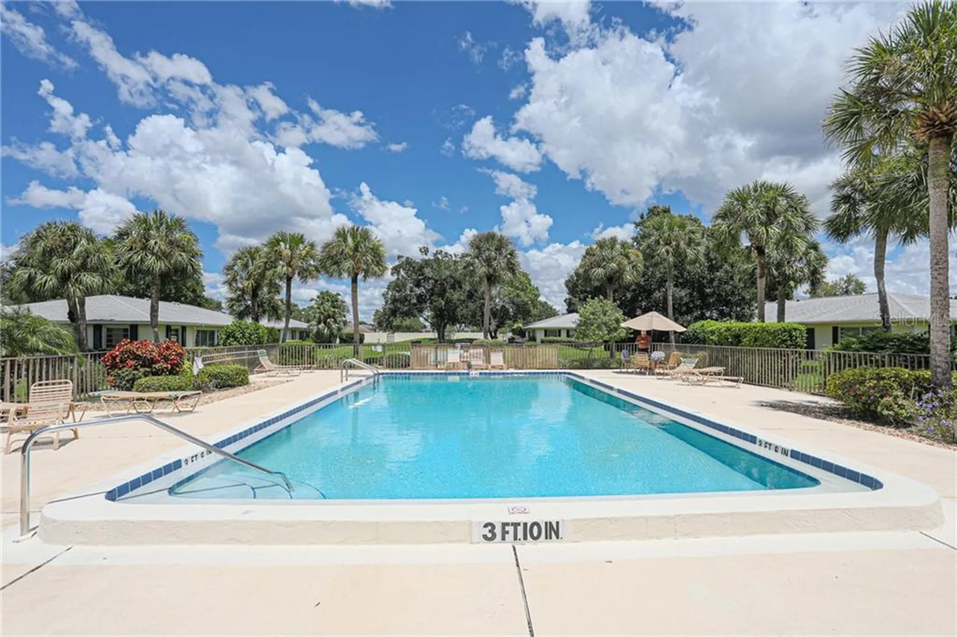 6986 W Country Club Drive N Sarasota FL 34243