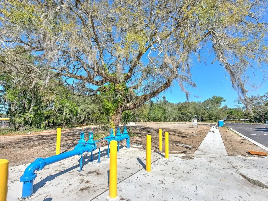 6011 County Road 579 Seffner FL 33584