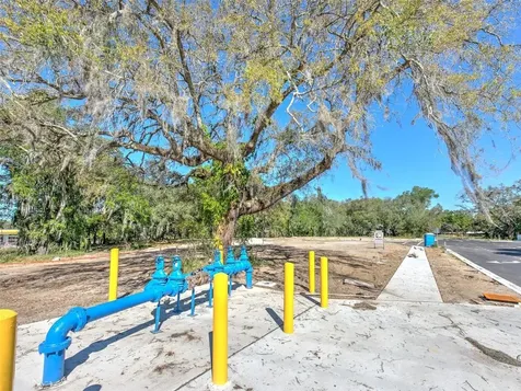 6011 County Road 579 Seffner FL 33584