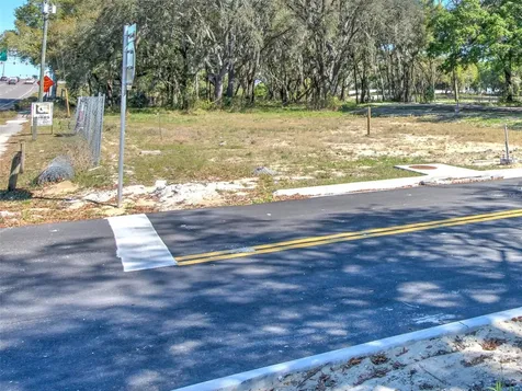6011 County Road 579 Seffner FL 33584