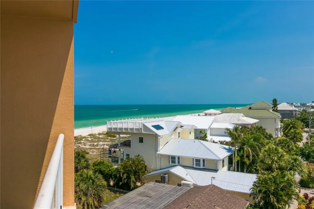 880 Mandalay Avenue Clearwater FL 33767