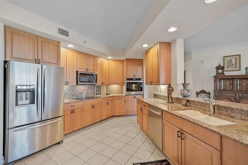 409 N Point Road Osprey FL 34229