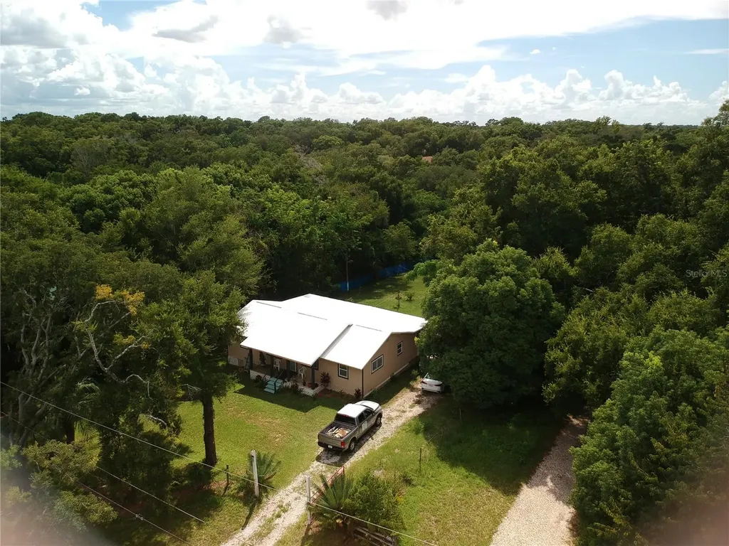 712 S Lake Pleasant Road Apopka FL 32703