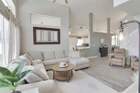 110 Pinewood Court Davenport FL 33896