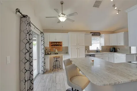 110 Pinewood Court Davenport FL 33896