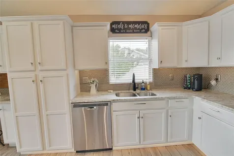 110 Pinewood Court Davenport FL 33896
