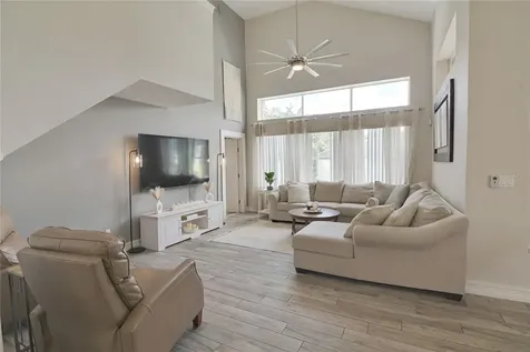 110 Pinewood Court Davenport FL 33896