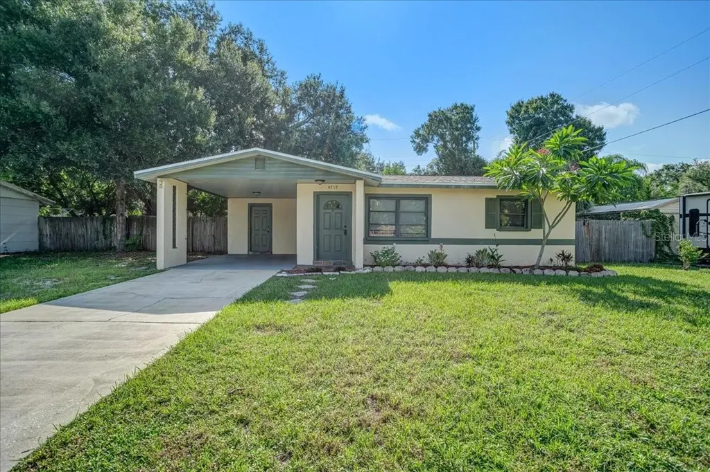 4719 Hunter Ridge Drive Sarasota FL 34233