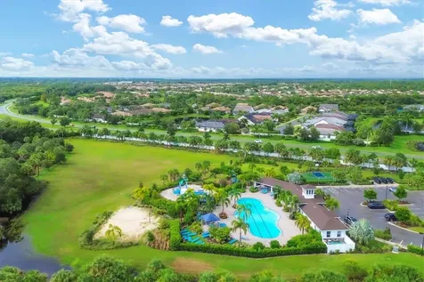 12772 Lateral Root Drive Sarasota FL 34238