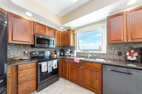 1170 Gulf Boulevard Clearwater Beach FL 33767
