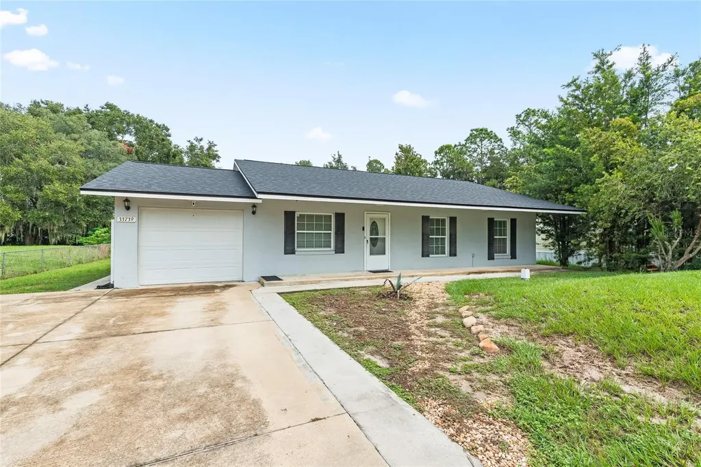 33739 Linda Lane Leesburg FL 34788