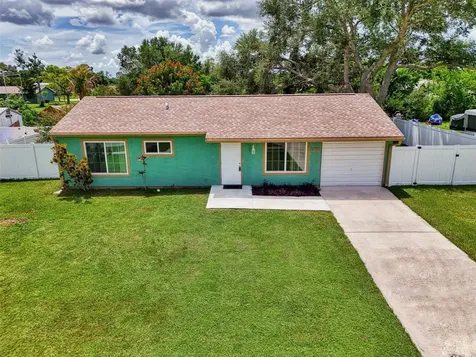 6701 Elmwood Road North Port FL 34287