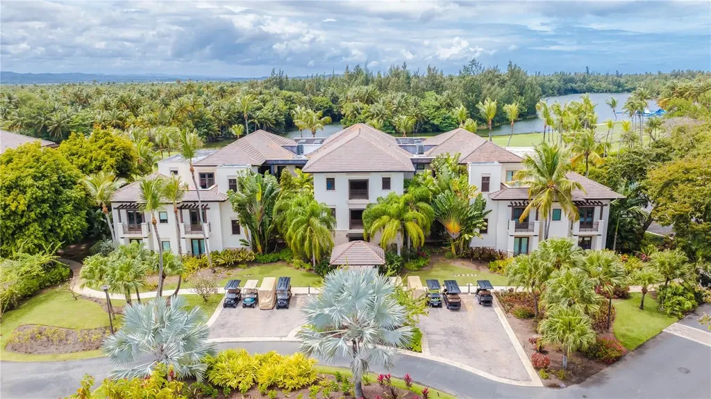 Bahia Beach Golf Club Las Verandas Condominium Rio Grande PR 00745
