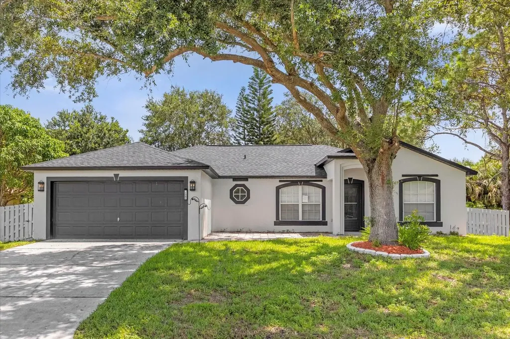 1367 Stuttgart Avenue NW Palm Bay FL 32907