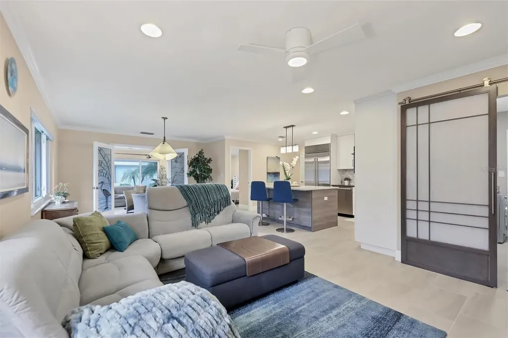 1900 Benjamin Franklin Drive Sarasota FL 34236