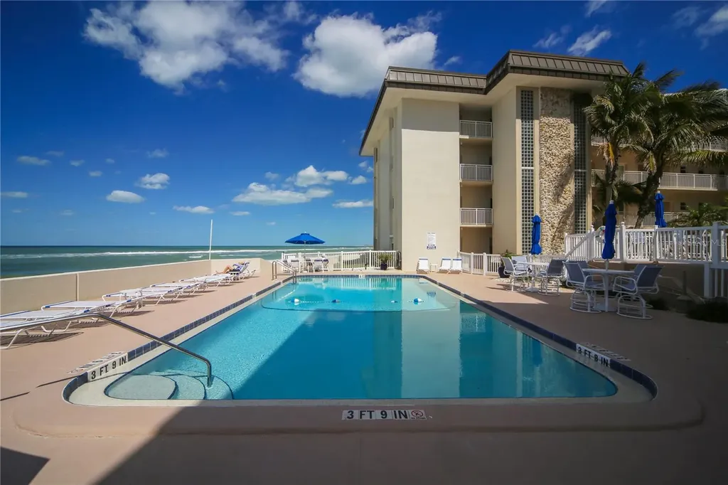 1900 Benjamin Franklin Drive Sarasota FL 34236