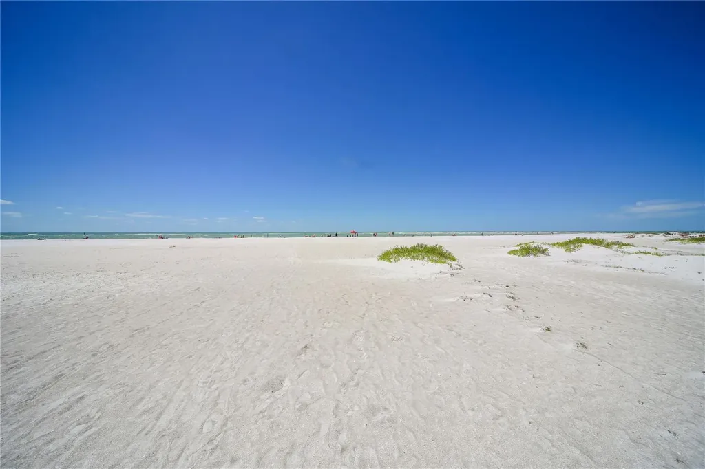 1900 Benjamin Franklin Drive Sarasota FL 34236