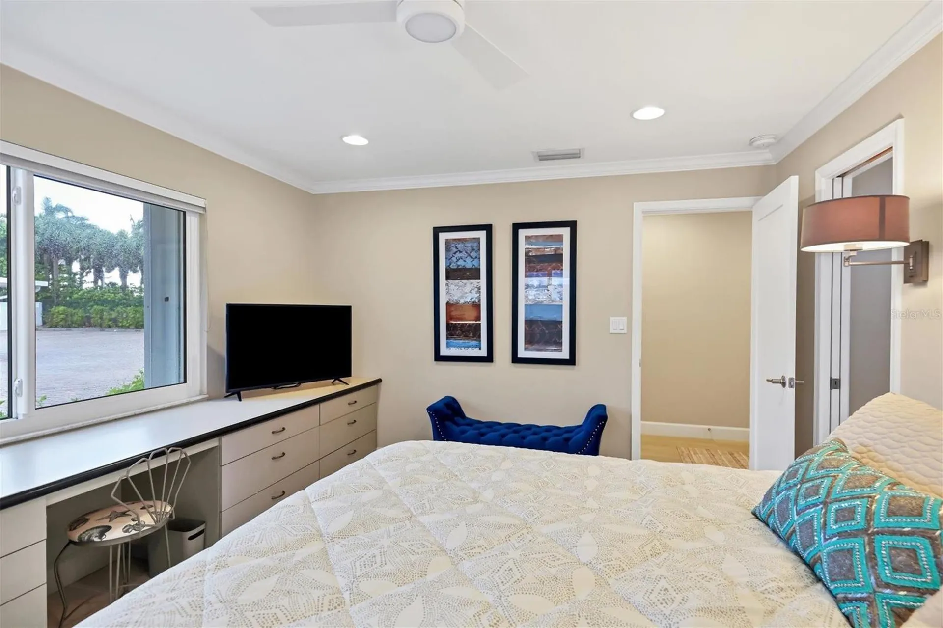 1900 Benjamin Franklin Drive Sarasota FL 34236