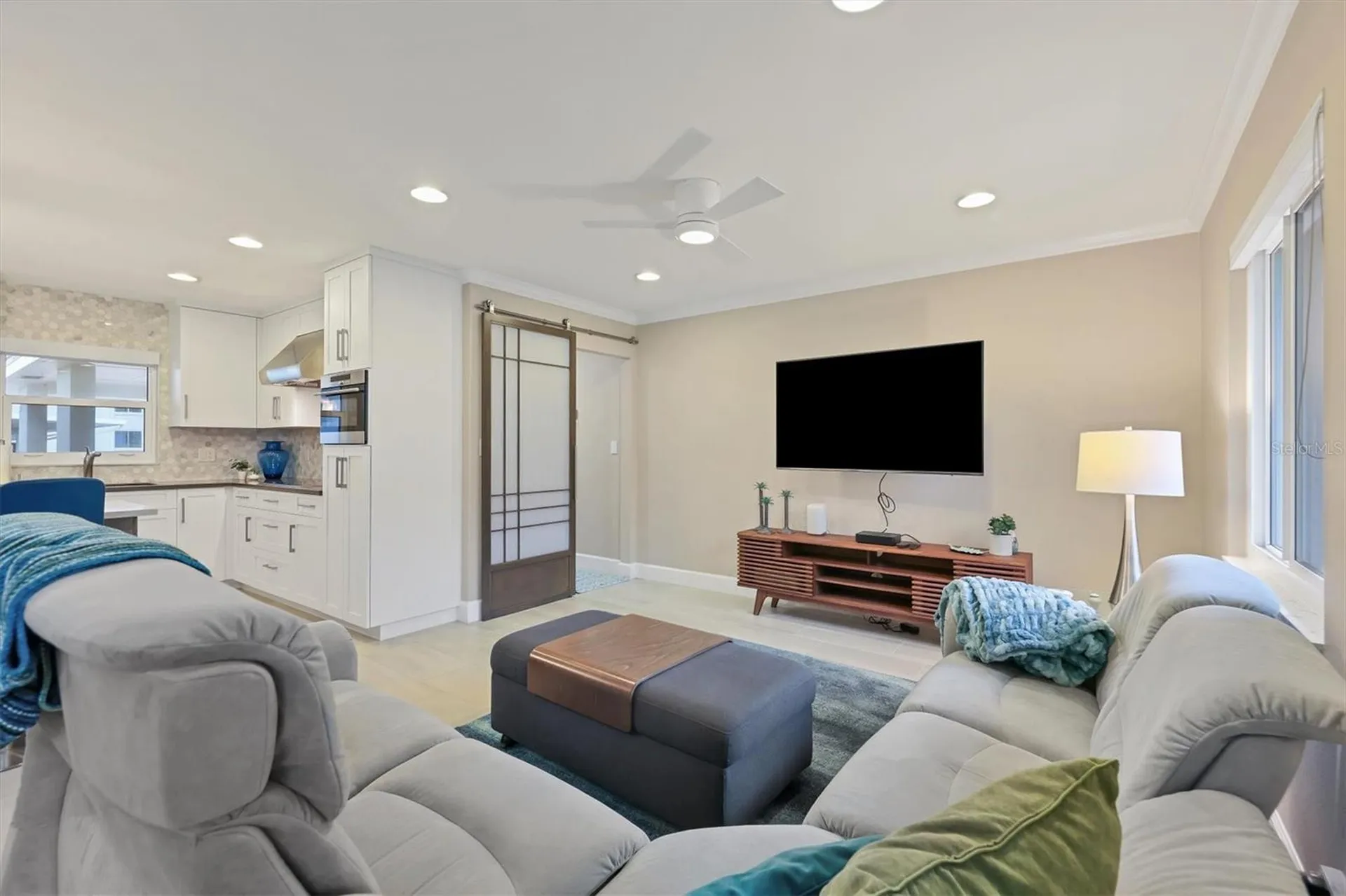 1900 Benjamin Franklin Drive Sarasota FL 34236
